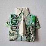 shirt with ruble bills